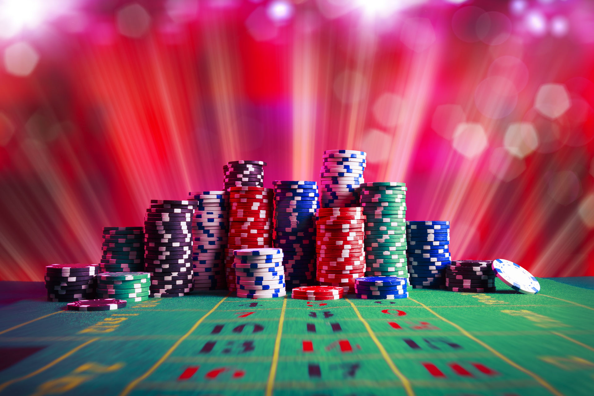 Blackjack'te ne zaman kart çekmeli, ne zaman durmalısın? Maksibet'te öğren.